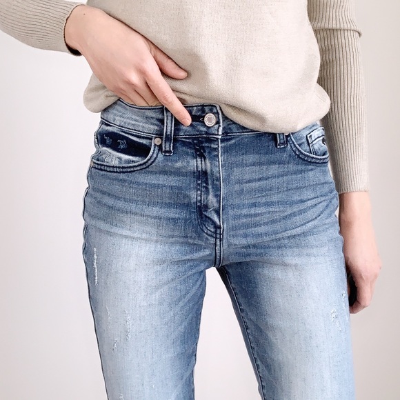 NWT KANCAN Vintage High Waist Distressed Jeans - Picture 7 of 8